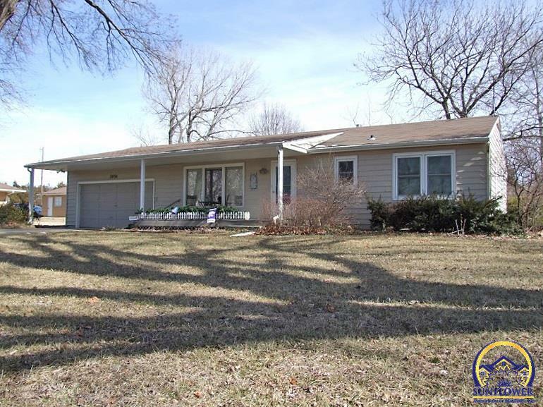 3934 NW Rochester Rd  Topeka KS 66617 photo