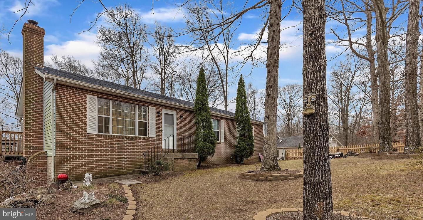Property Photo: 201 Pawnee Lane MD 20657