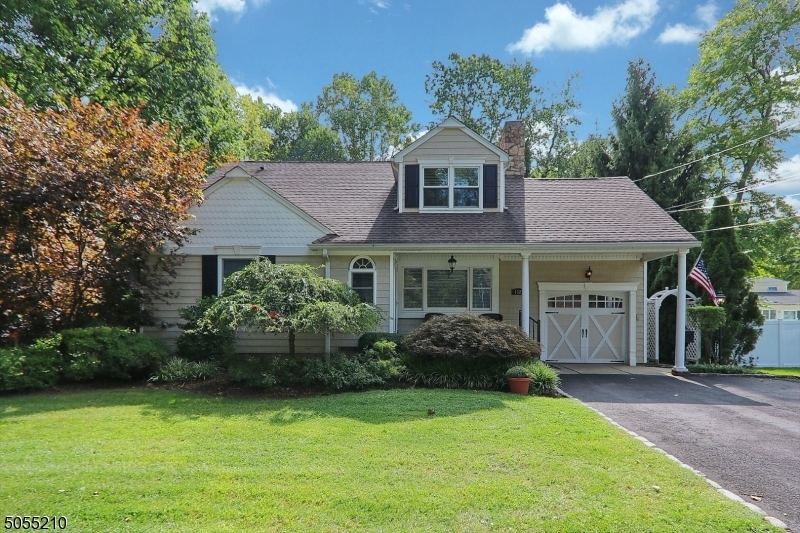 Property Photo:  1319 Birch Hill Rd  NJ 07092 