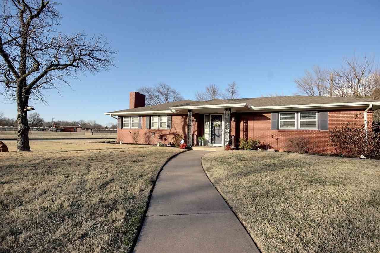 Property Photo: 6202 Beachy Ave KS 67208