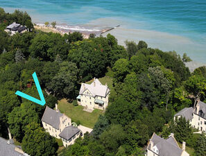 Property Photo: 36 Macarthur Loop IL 60035