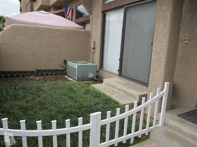 Property Photo:  2401 Chandler Avenue 3  CA 93065 