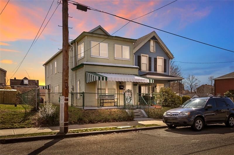 Property Photo:  224 Homestead St  PA 15218 