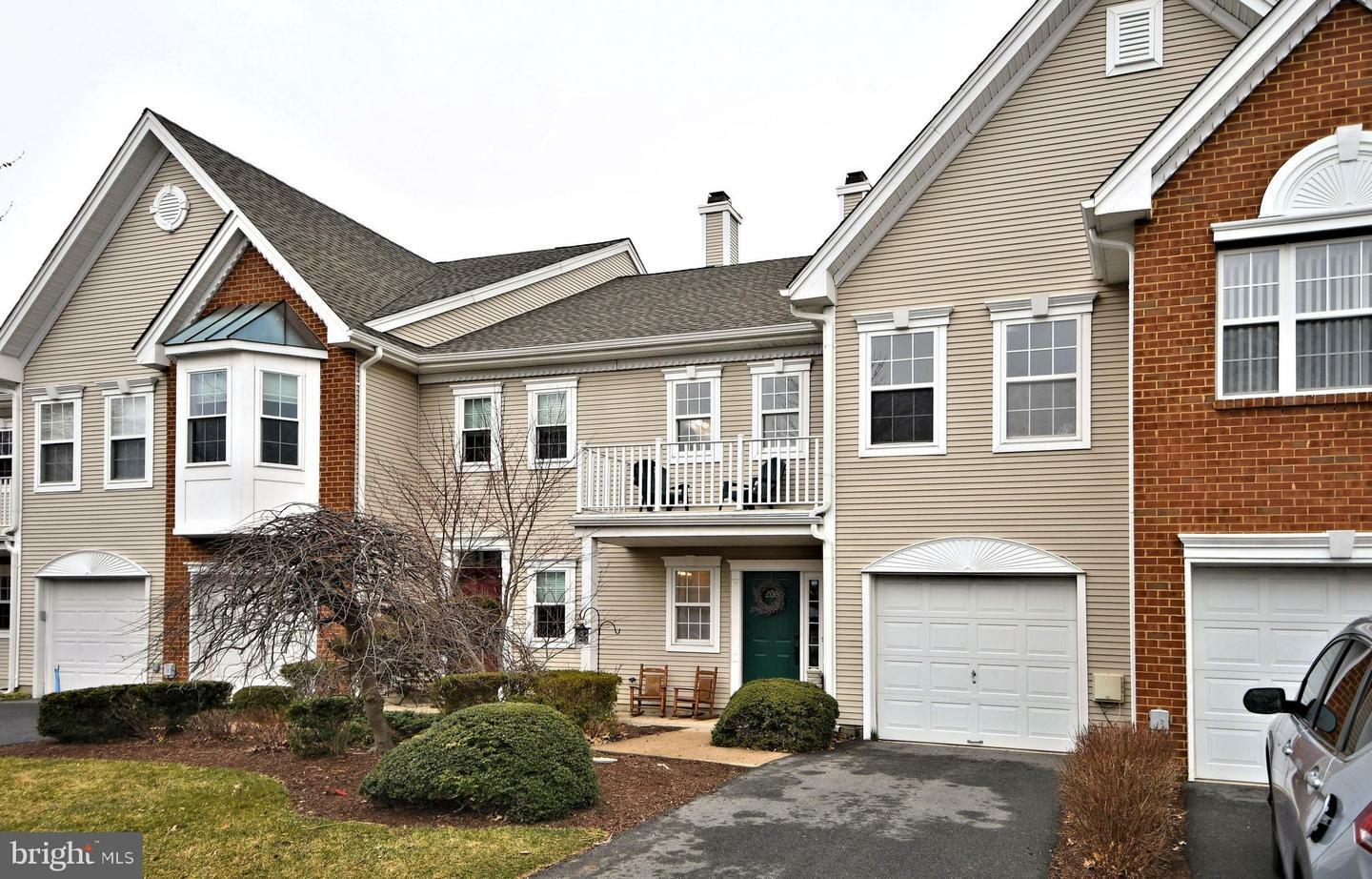 Property Photo:  206 Deer Run Court  NJ 08534 