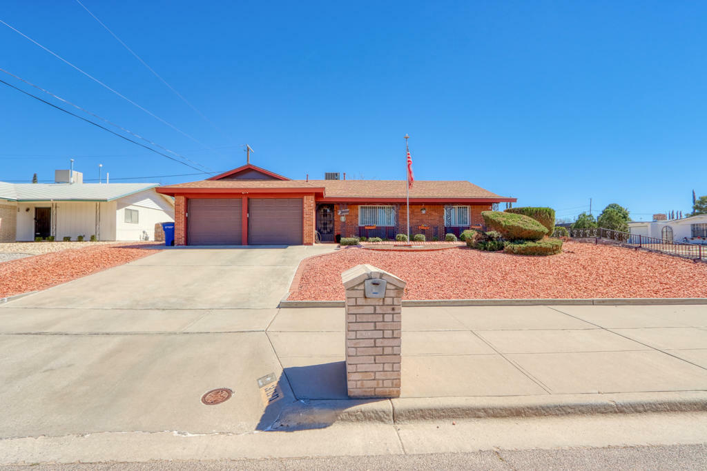 Property Photo:  300 Bright Water Lane  TX 79912 