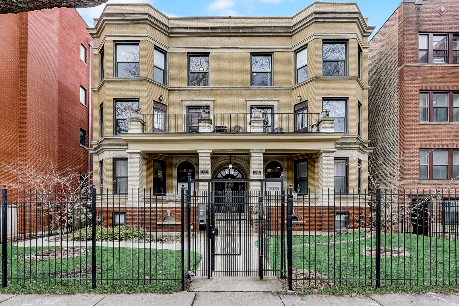 Property Photo:  5224 N Winthrop Avenue 3B  IL 60640 