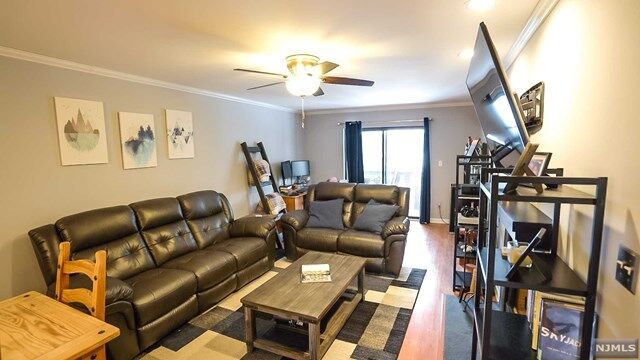 Property Photo:  1806 Faulkner Court  NJ 07430 