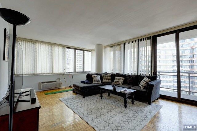 100 Carlyle Drive 14cs  Cliffside Park NJ 07010 photo