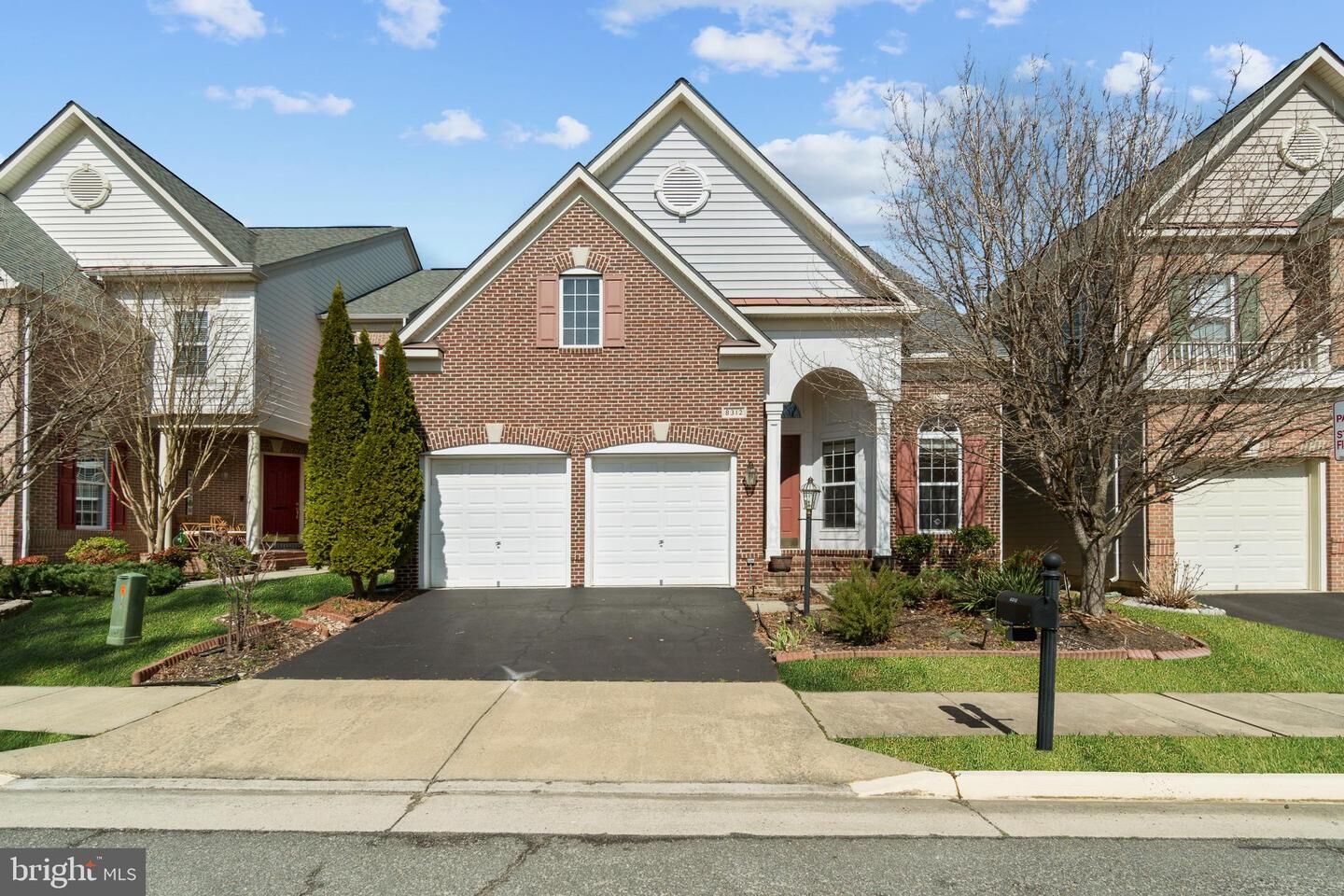 Property Photo:  8312 Middle Ruddings Drive  VA 22079 