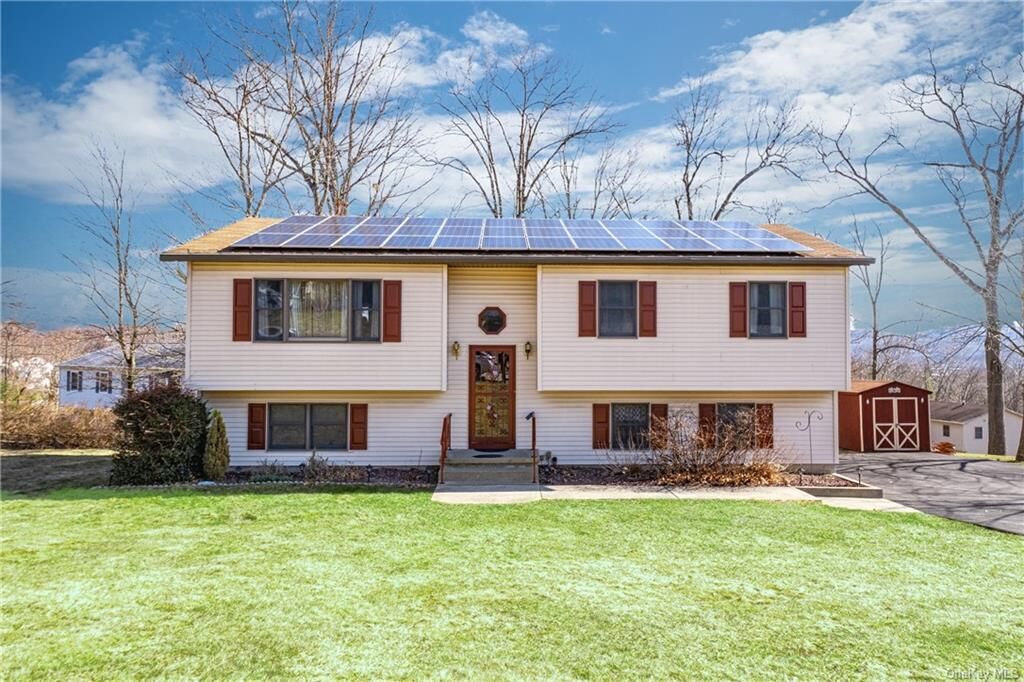 Property Photo:  25 Arlington Drive  NY 10950 