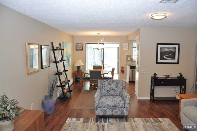 Property Photo:  96 Salix Plaza  NJ 08831 