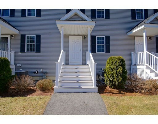 Property Photo: 80 Rogers St 102 MA 01852