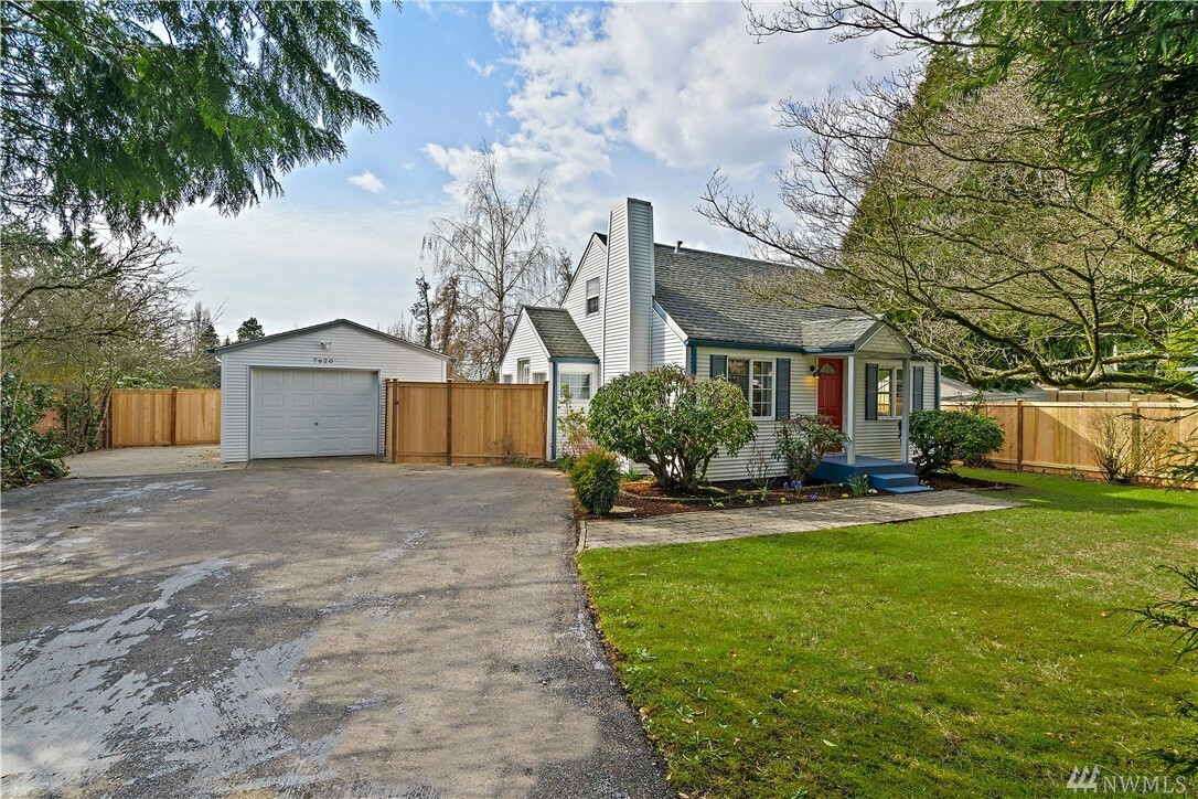 Property Photo:  7620 S Thompson St  WA 98408 