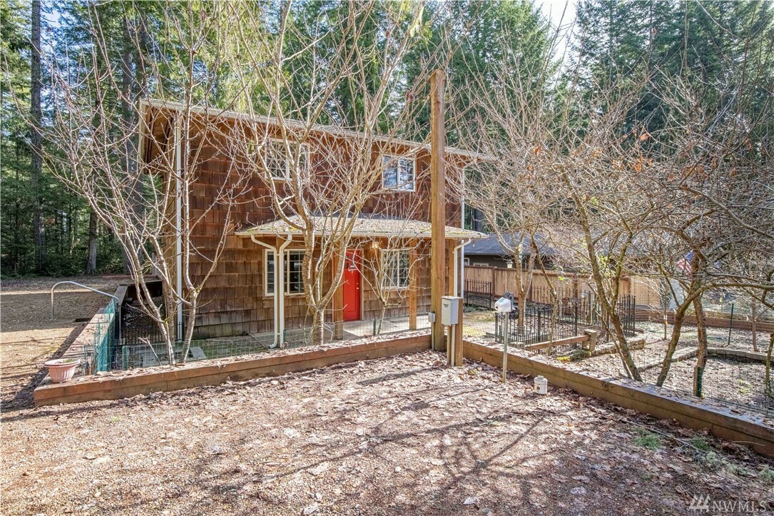 Property Photo:  71 N Duckabush Dr E  WA 98548 