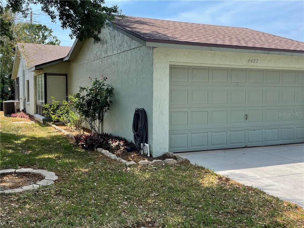 Property Photo:  4422 Glenns Landing  FL 33884 