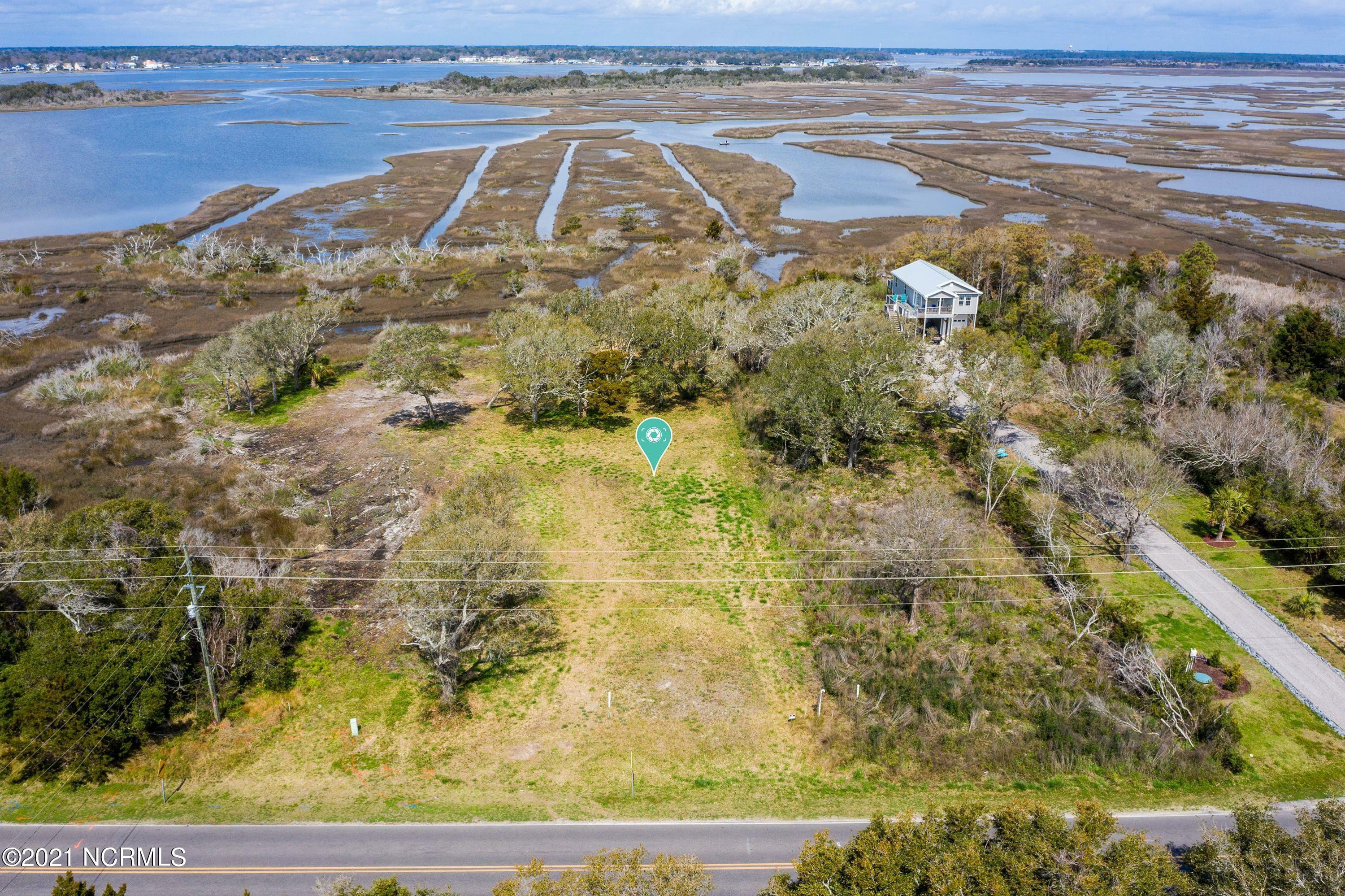 Property Photo:  2065 New River Inlet Road  NC 28460 