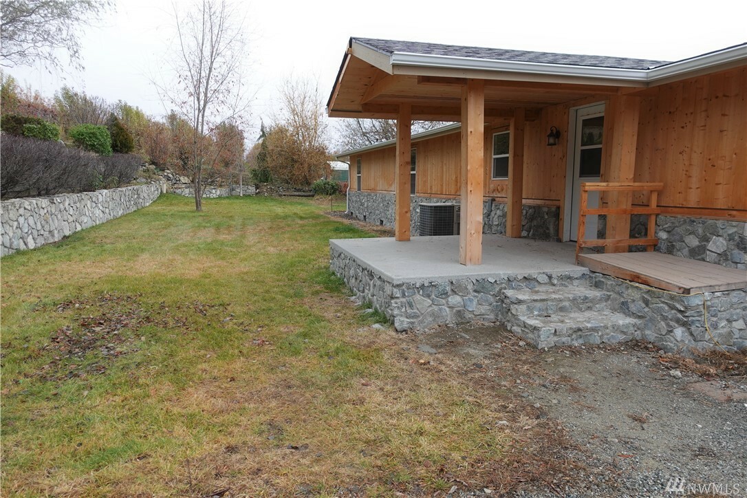 Property Photo: 2810 Manson Blvd WA 98831
