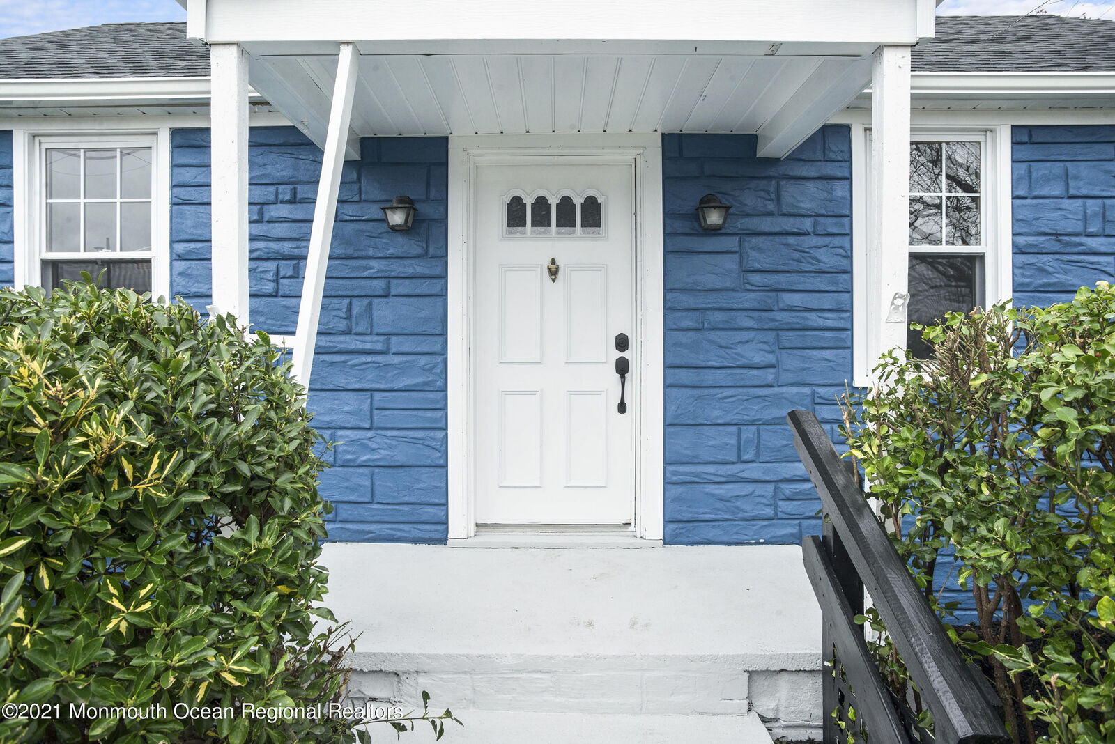 Property Photo:  8 Hudson Avenue  NJ 07734 