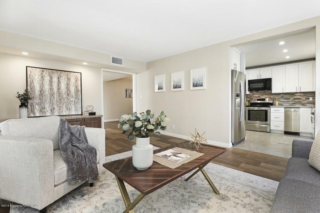 Property Photo: 1325 Valley View Road 203 CA 91202
