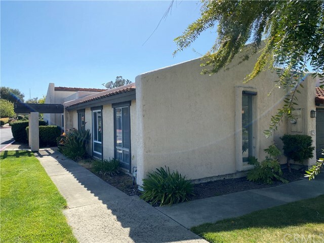 Property Photo: 25 Vista Lane CA 93401