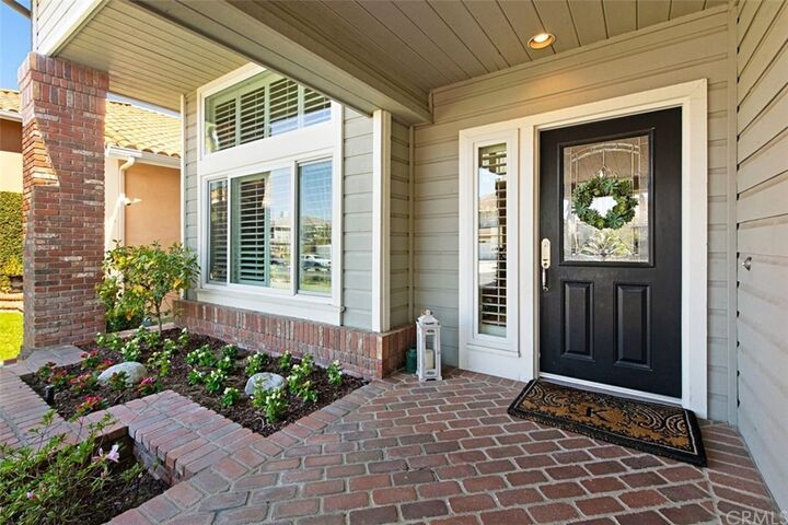 Property Photo:  22442 Rosebriar  CA 92692 