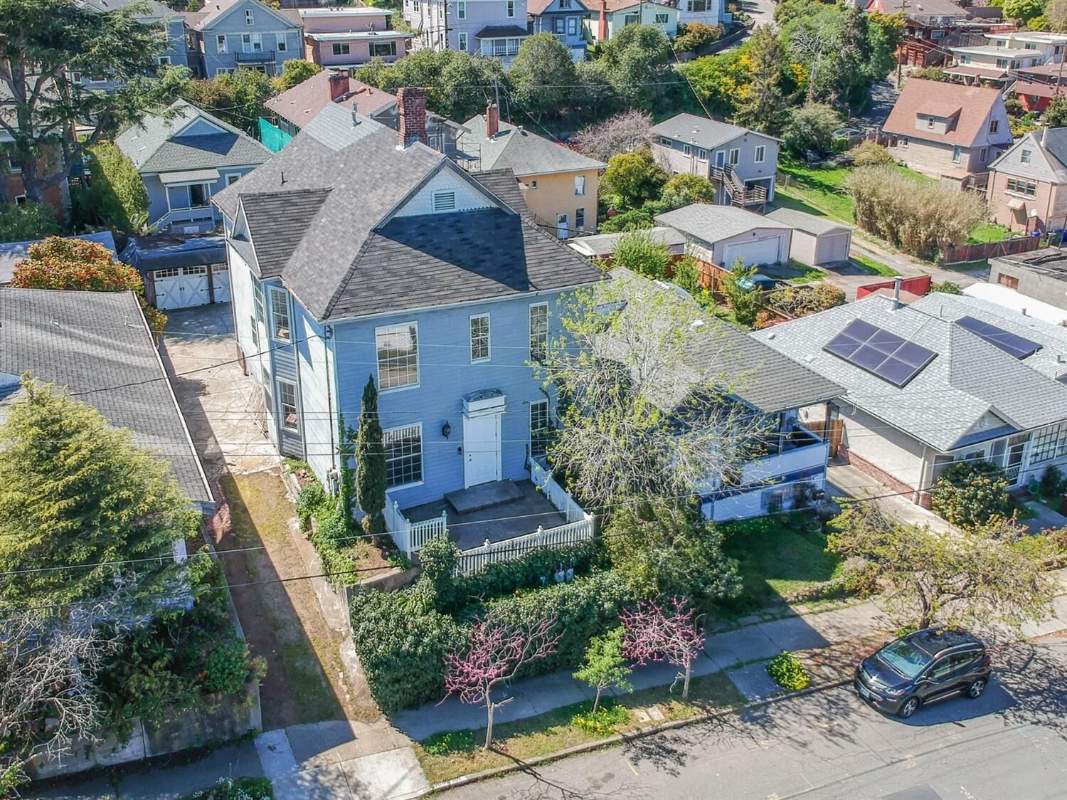 Property Photo: 205 207 Cottage Avenue CA 94801