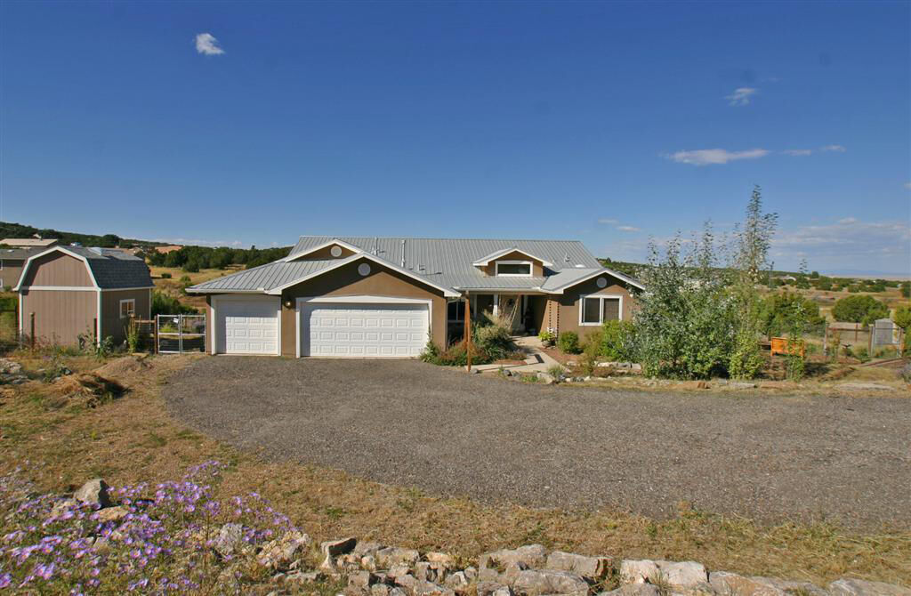 Property Photo:  31 Windmill Road  NM 87015 