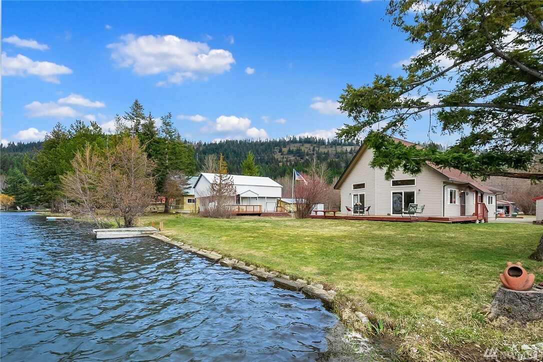 Property Photo:  371 Wapiti Dr  WA 98922 