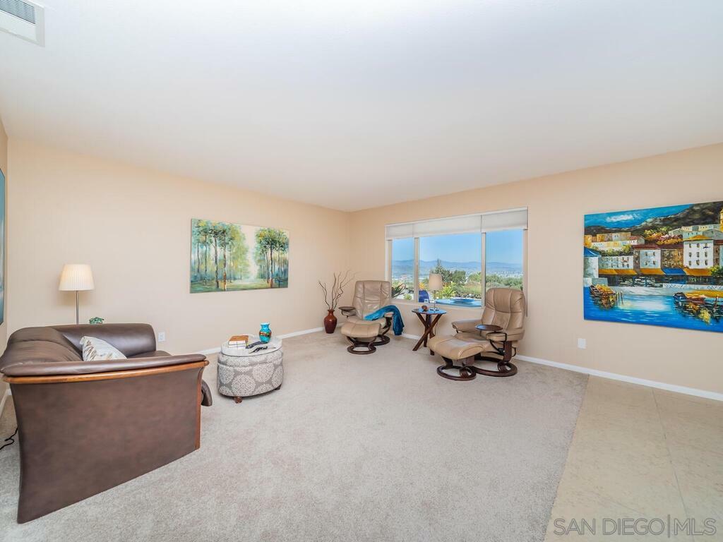 Property Photo:  4479 Kittiwake Way  CA 92057 