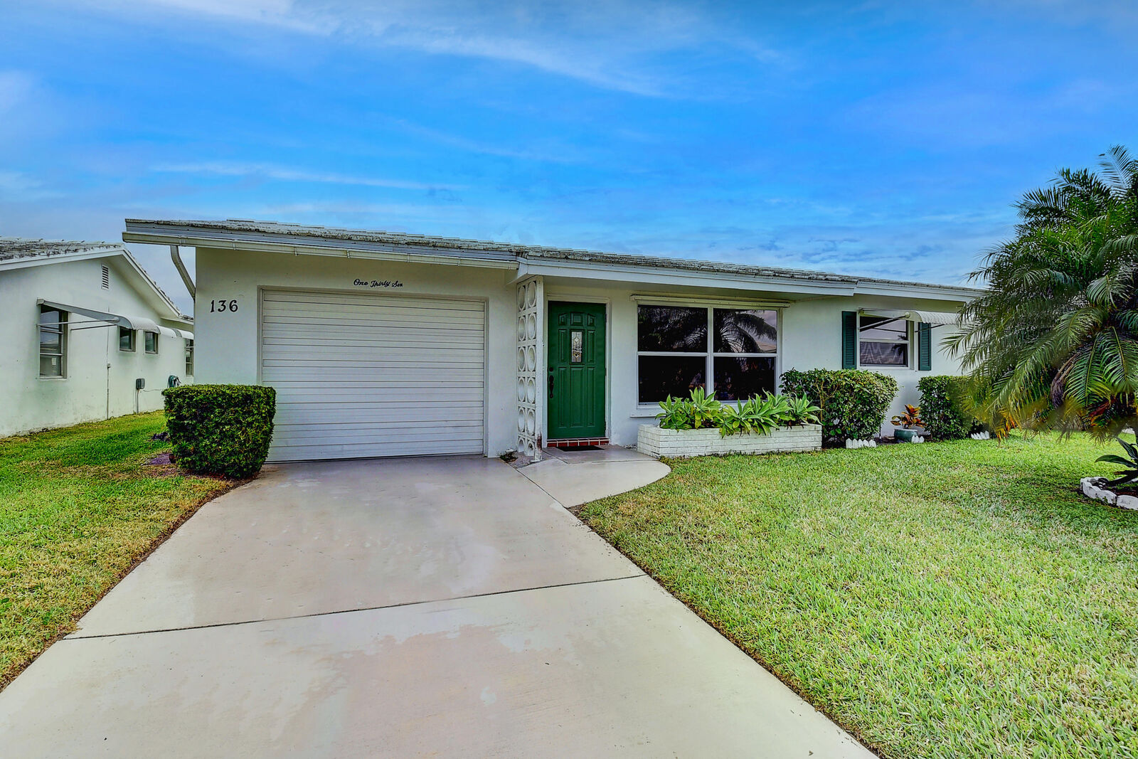 Property Photo:  136 Leisureville Boulevard  FL 33426 