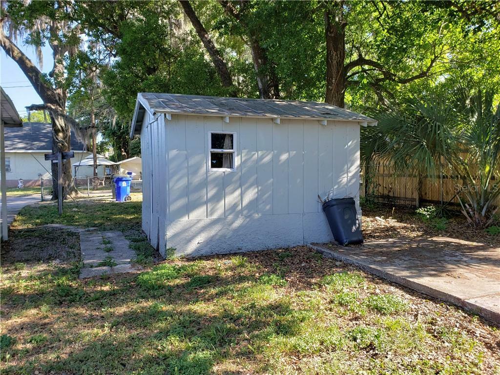 Property Photo:  845 N Lincoln Avenue  FL 33815 