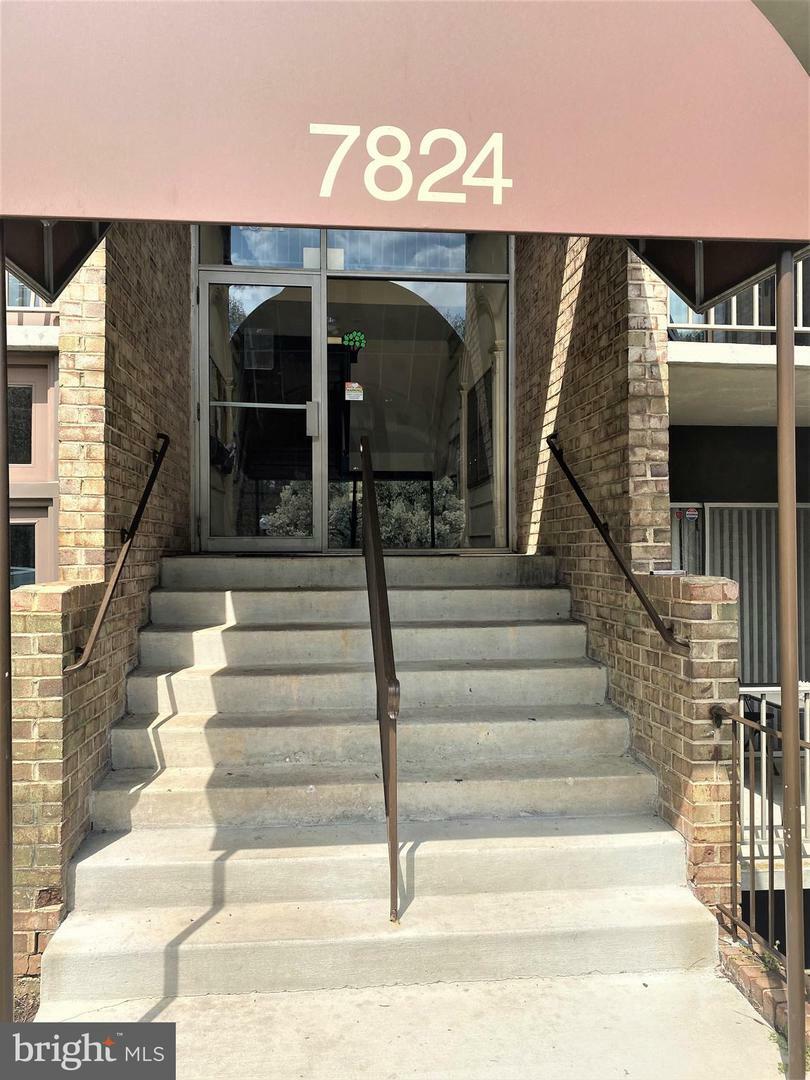 Property Photo: 7824 Hanover Parkway 303 MD 20770