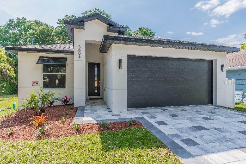 Property Photo:  5804 N Lincoln Avenue  FL 33614 