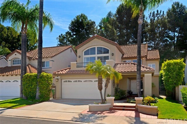 Property Photo: 25062 Whitespring CA 92692