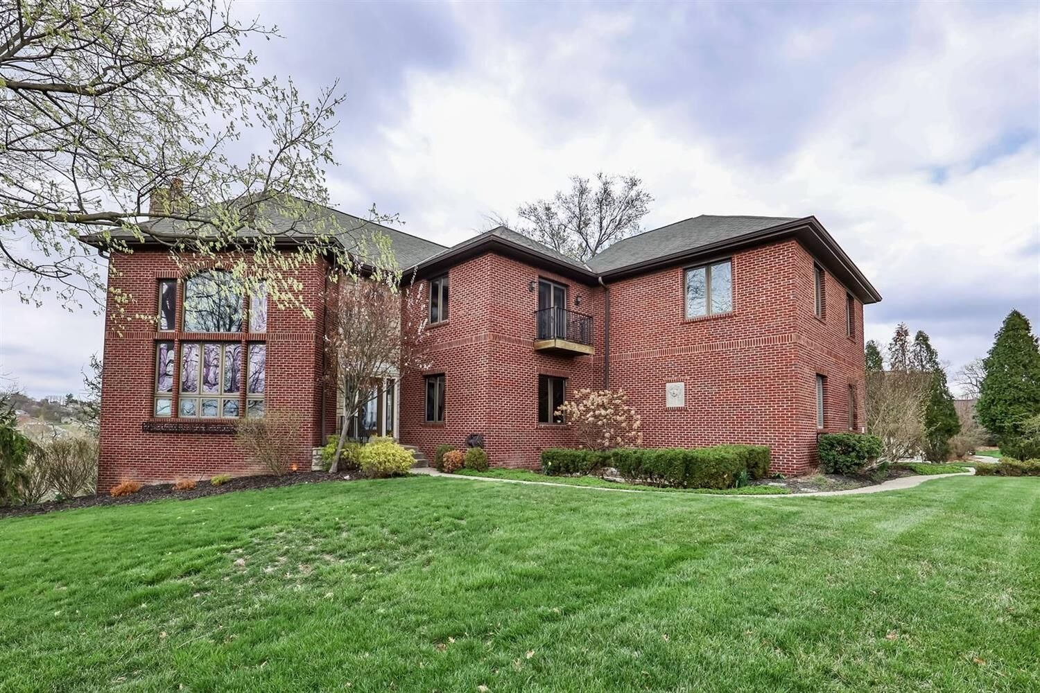 Property Photo:  2 Abbey Hill  OH 45052 