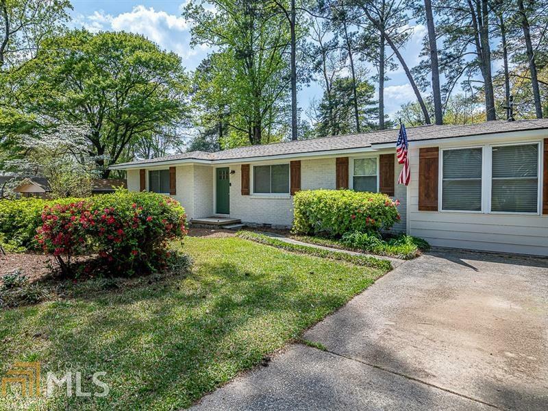 Property Photo:  2499 Warwick Cir  GA 30345 