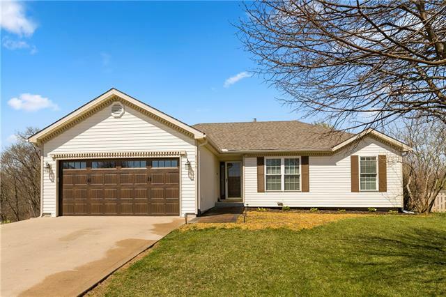 Property Photo:  8736 N Arcola Court  MO 64153 