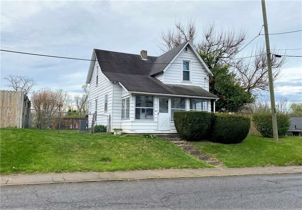 Property Photo:  231 W Walnut Street  IN 47265 