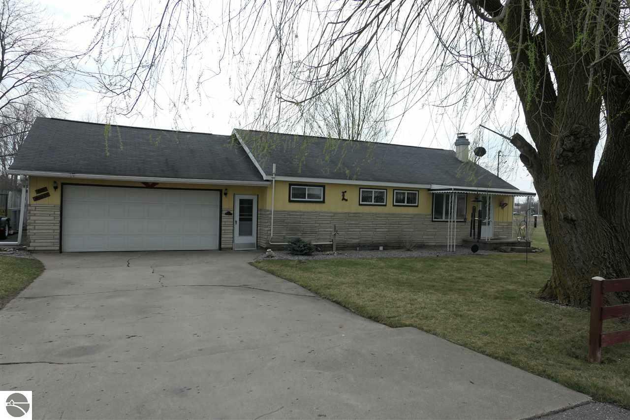 Property Photo:  5139 Bud Street  MI 48858 