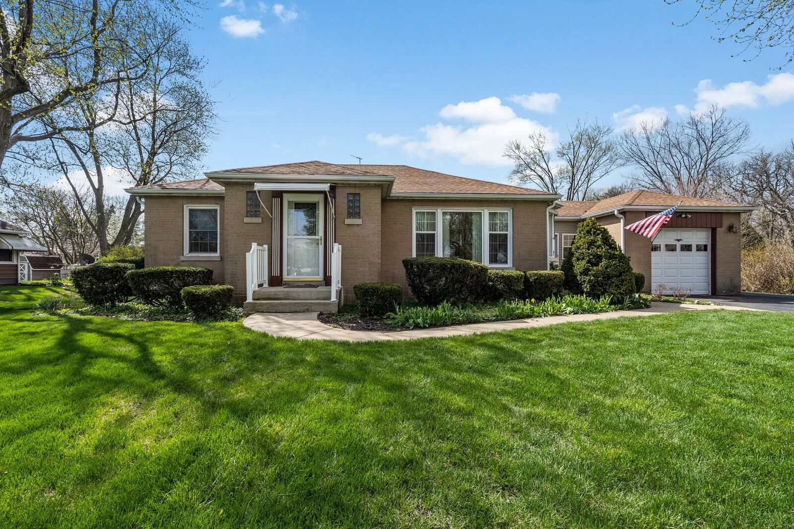 Property Photo:  16W693 3rd Avenue  IL 60106 