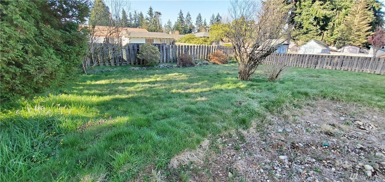 Property Photo:  2120 105th Place SE  WA 98208 