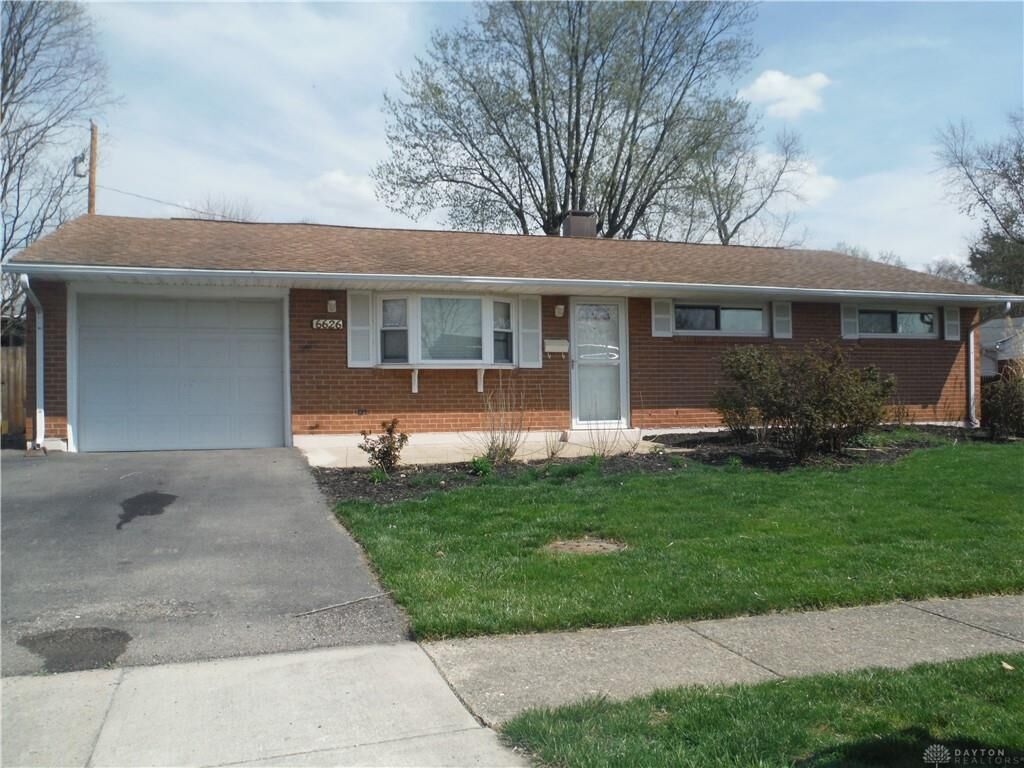 Property Photo:  6626 Rosebury Drive  OH 45424 