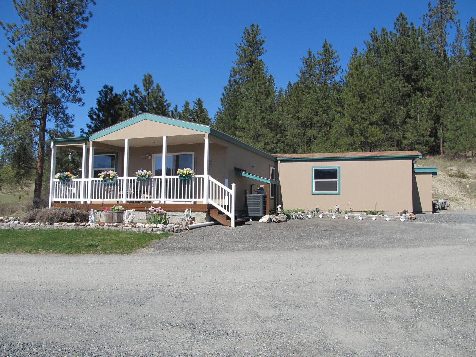 Property Photo:  839 Old Hwy 12 Mile Rd  WA 99114 