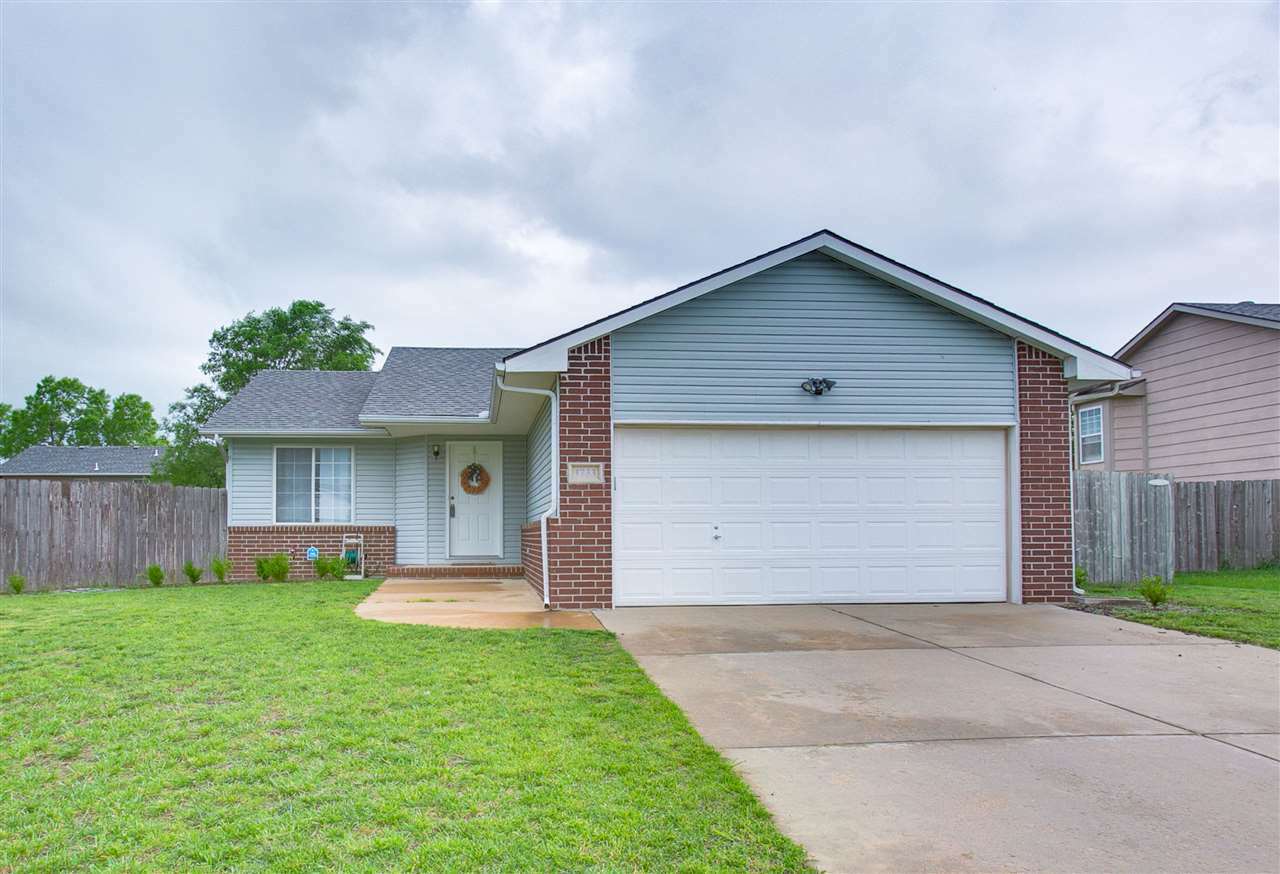 Property Photo:  1733 S Prescott Cir  KS 67209 