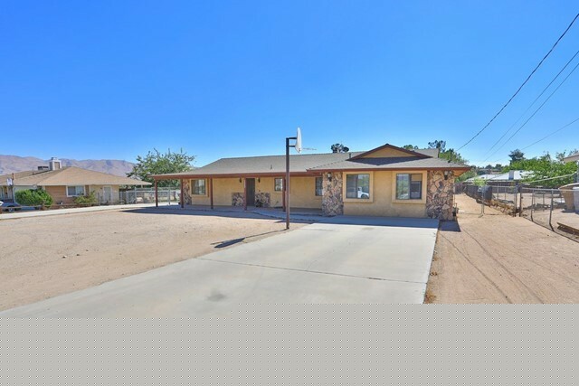 Property Photo:  18587 Hinton Street  CA 92345 