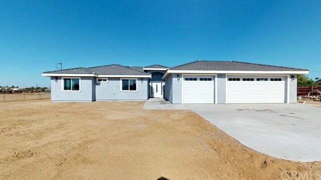 Property Photo: 11347 Arroyo Avenue CA 92345