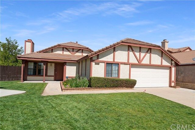 Property Photo:  25670 Beeja Court  CA 92553 