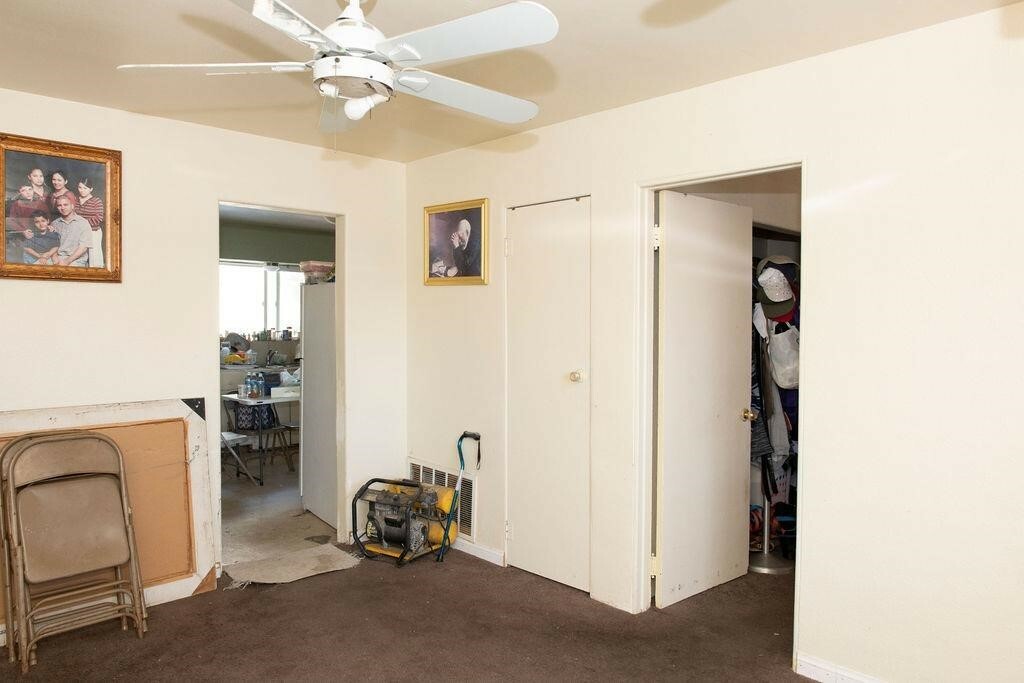 Property Photo:  9446 Acacia Avenue  CA 92335 