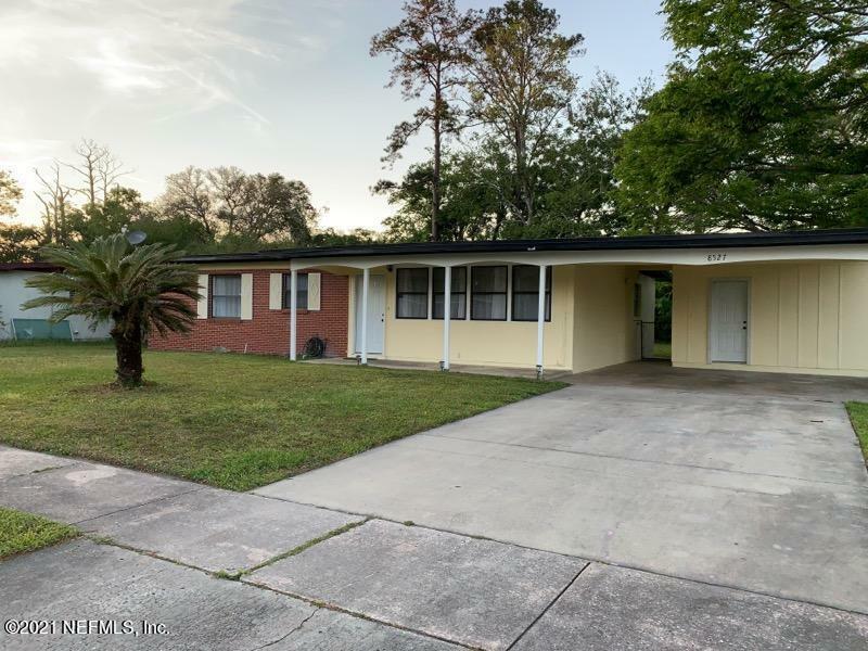 Property Photo:  8527 Bengalin Avenue  FL 32211 