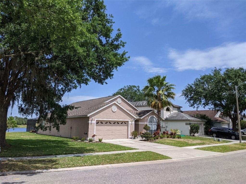 Property Photo:  13317 Mallard Cove Boulevard  FL 32837 